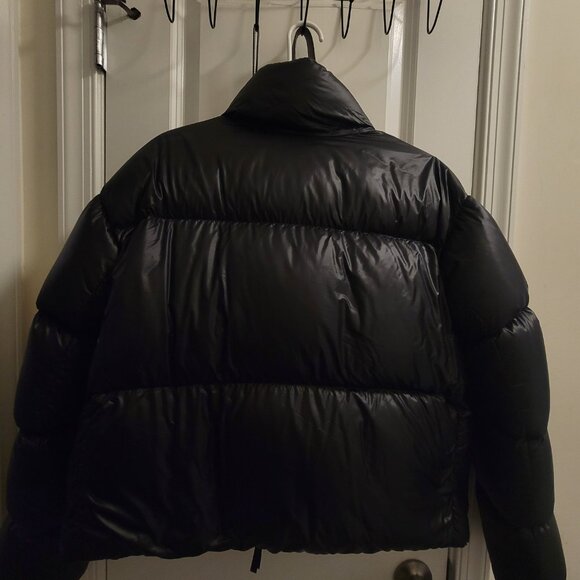 Canada Goose Puffer Jacket - Picture 9 of 9